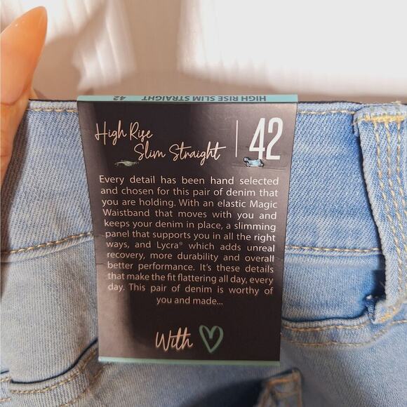 Lularoe High Rise Slim Straight Jean 42 (22-23W) Magic Waist Light Wash Stretch - Picture 5 of 9